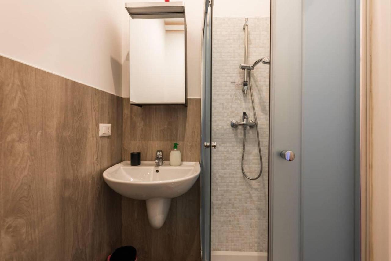 5Ino Apartment Бари Екстериор снимка