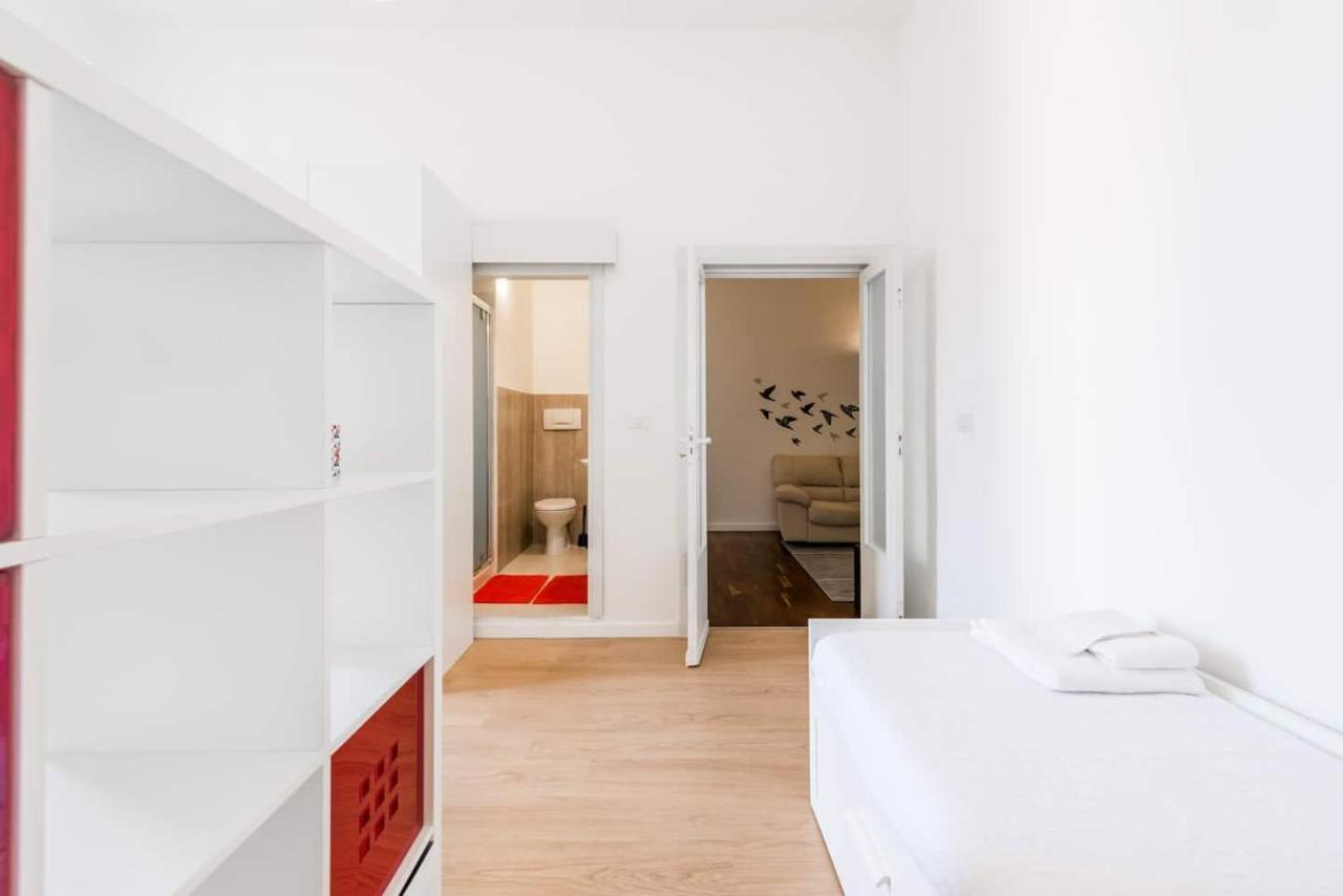 5Ino Apartment Бари Екстериор снимка