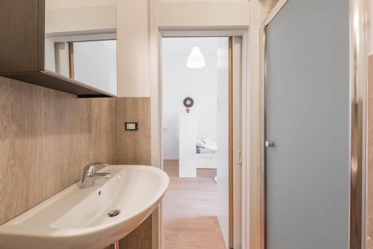 5Ino Apartment Бари Екстериор снимка