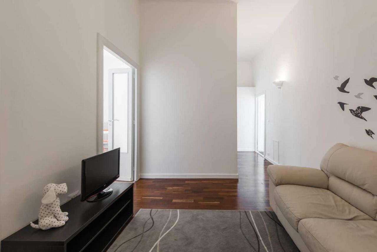 5Ino Apartment Бари Екстериор снимка
